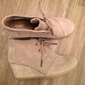 Suede TOMS wedge. Size 7. Excellent condition!